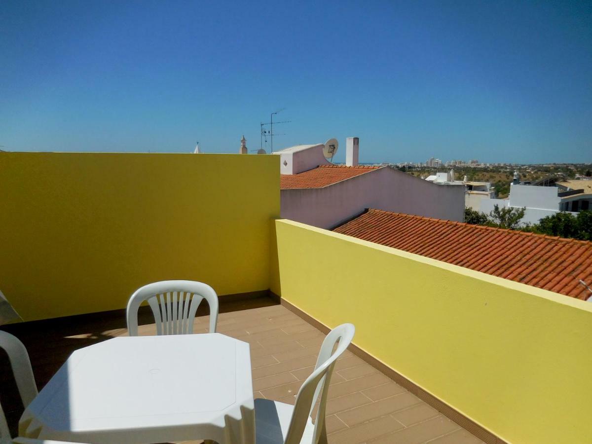 Vila Casa Amarela By Umbral Pêra Exteriér fotografie